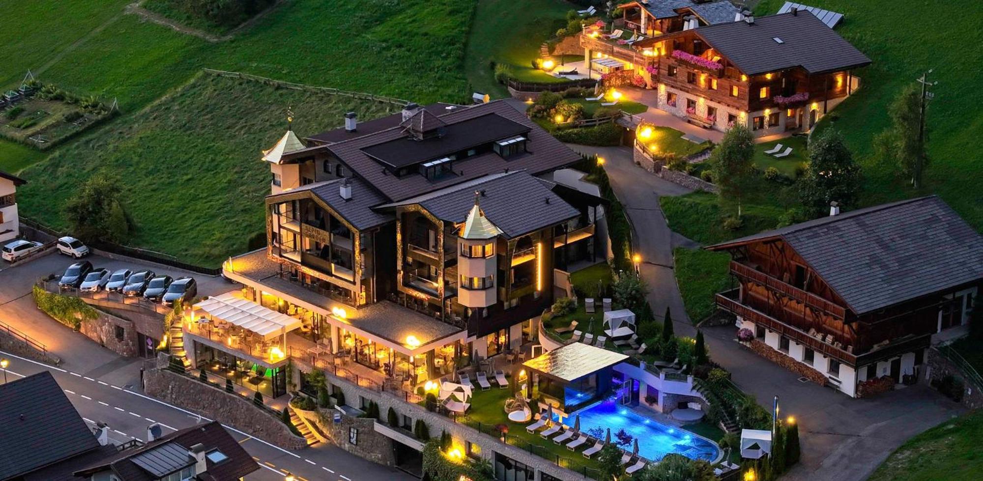Alpin Garden Luxury Maison & Spa - Adults Only Ортизей Екстериор снимка